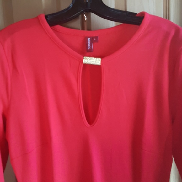 RED NWOT LONG SLEEVE FITTED DRESS - Picture 3 of 4